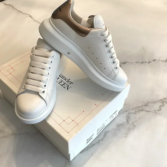 NEW Alexander McQueen Oversized Sneaker (Women) WHITE Size 8US